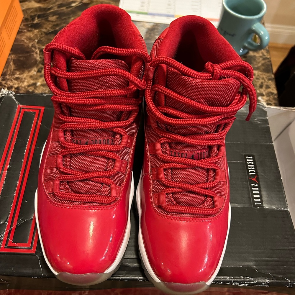 Jordan 11s